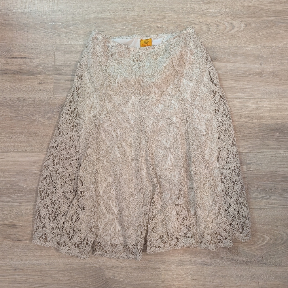 Feminine And Flowy Petite Lace Skirt In Cream Women's Size Small Made By Ruby Rd